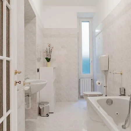 Апартаменты H11 Casa Benjamin Mare-sanremo Санремо