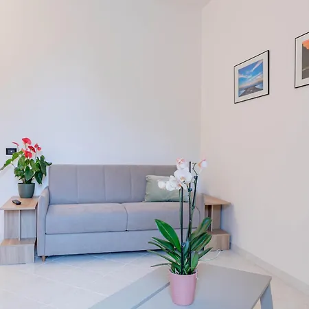 H11 Casa Benjamin Mare-sanremo * Санремо