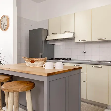 H11 Casa Benjamin Mare-sanremo *
