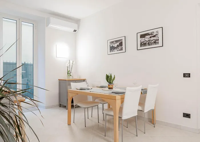 H11 Casa Benjamin Mare-sanremo Апартаменты *